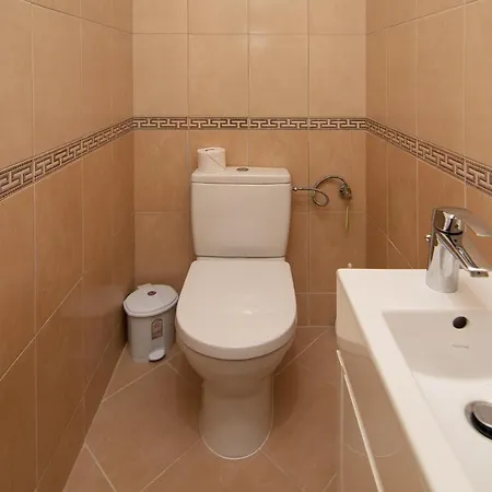 Sky 2 Bedroom With Parking And Netflix Varna